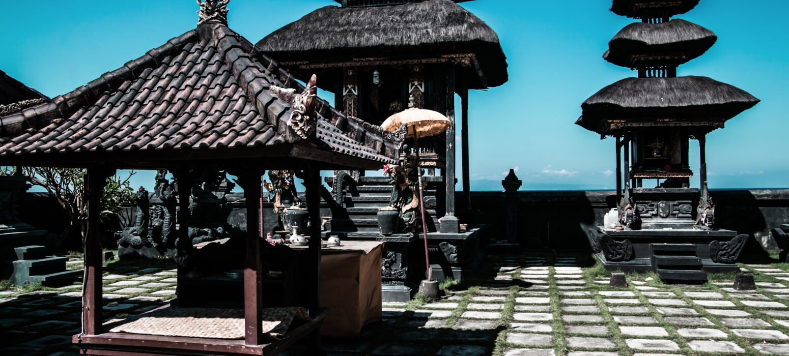 Bali Garden vs Temple Tours: Which Should You Pick?